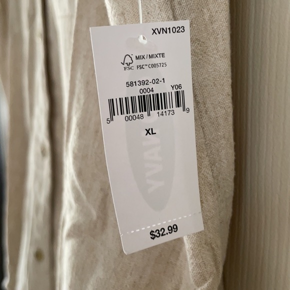 Old Navy Button Up Blouse - NWT! - Picture 3 of 4